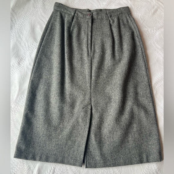 Vintage 100 % Wool Sag Harbor Classic Gray Pencil Skirt, Size 13/14 - Picture 7 of 12